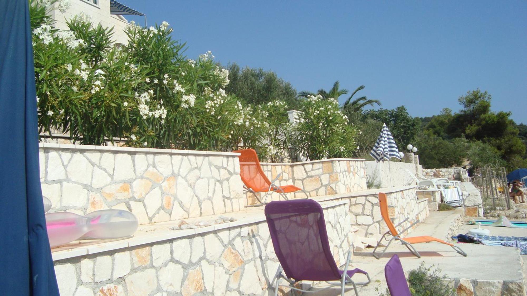 Apartments Niana With Heated Seawater Swimingpool Округ-Доньи Экстерьер фото